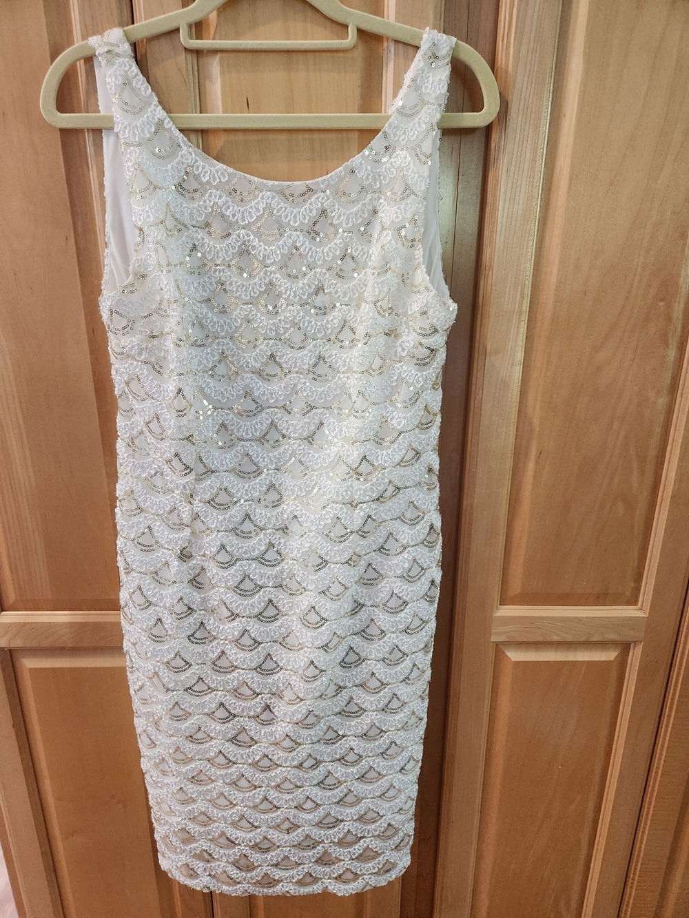 SD Collection Ivory Sequin Scallop Sheath Dress